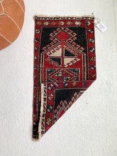 Load image into Gallery viewer, No. 524 - 1.5&#39; x 2.9&#39; Vintage Turkish Mini Rug
