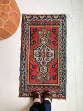 Load image into Gallery viewer, No. 526 - 1.8&#39; x 3.4&#39; Vintage Turkish Mini Rug

