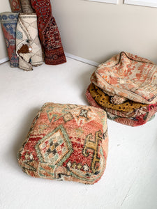 Moroccan Rug Floor Pouf / Pet Bed #317