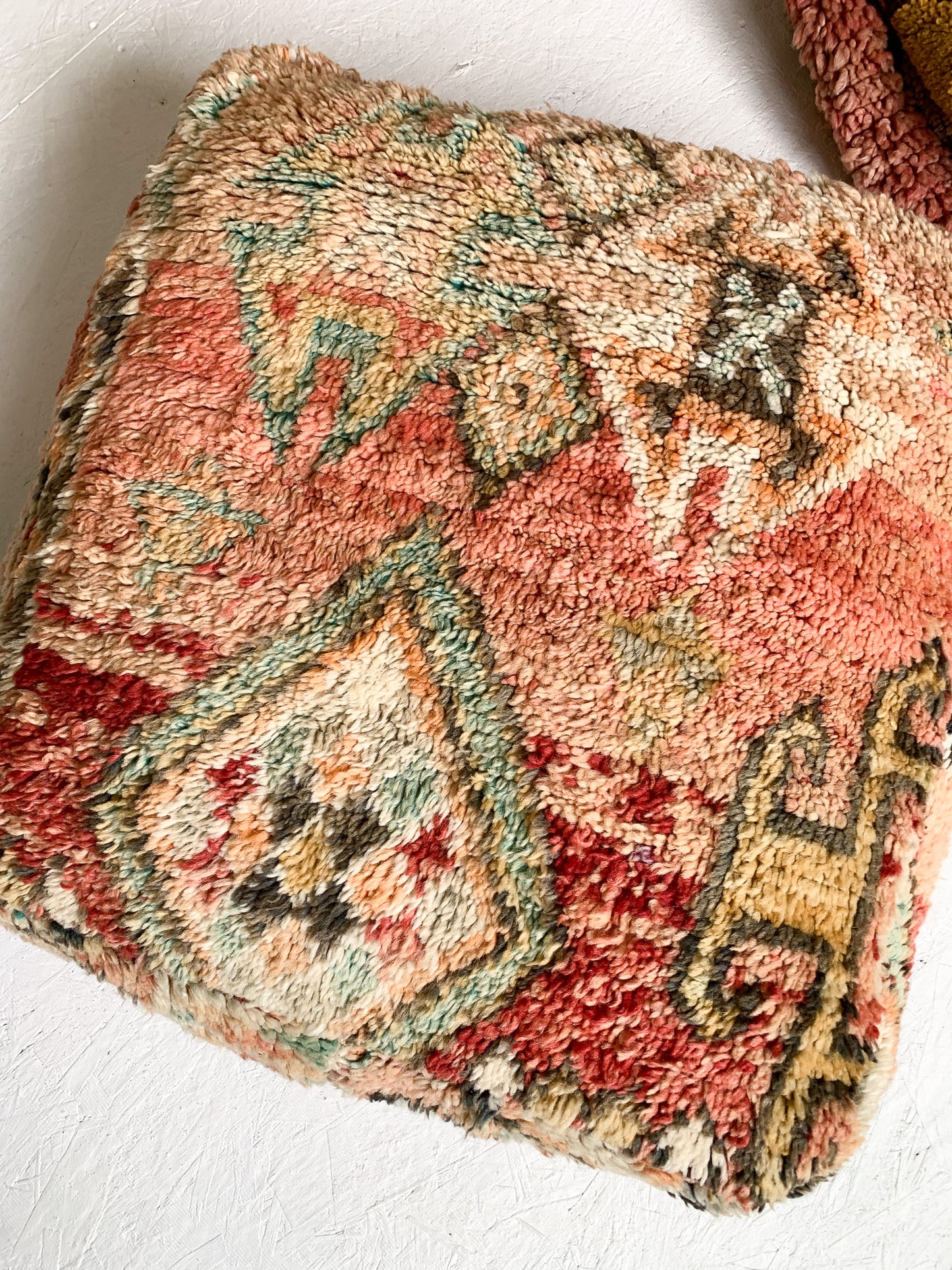 Moroccan Rug Floor Pouf / Pet Bed #317