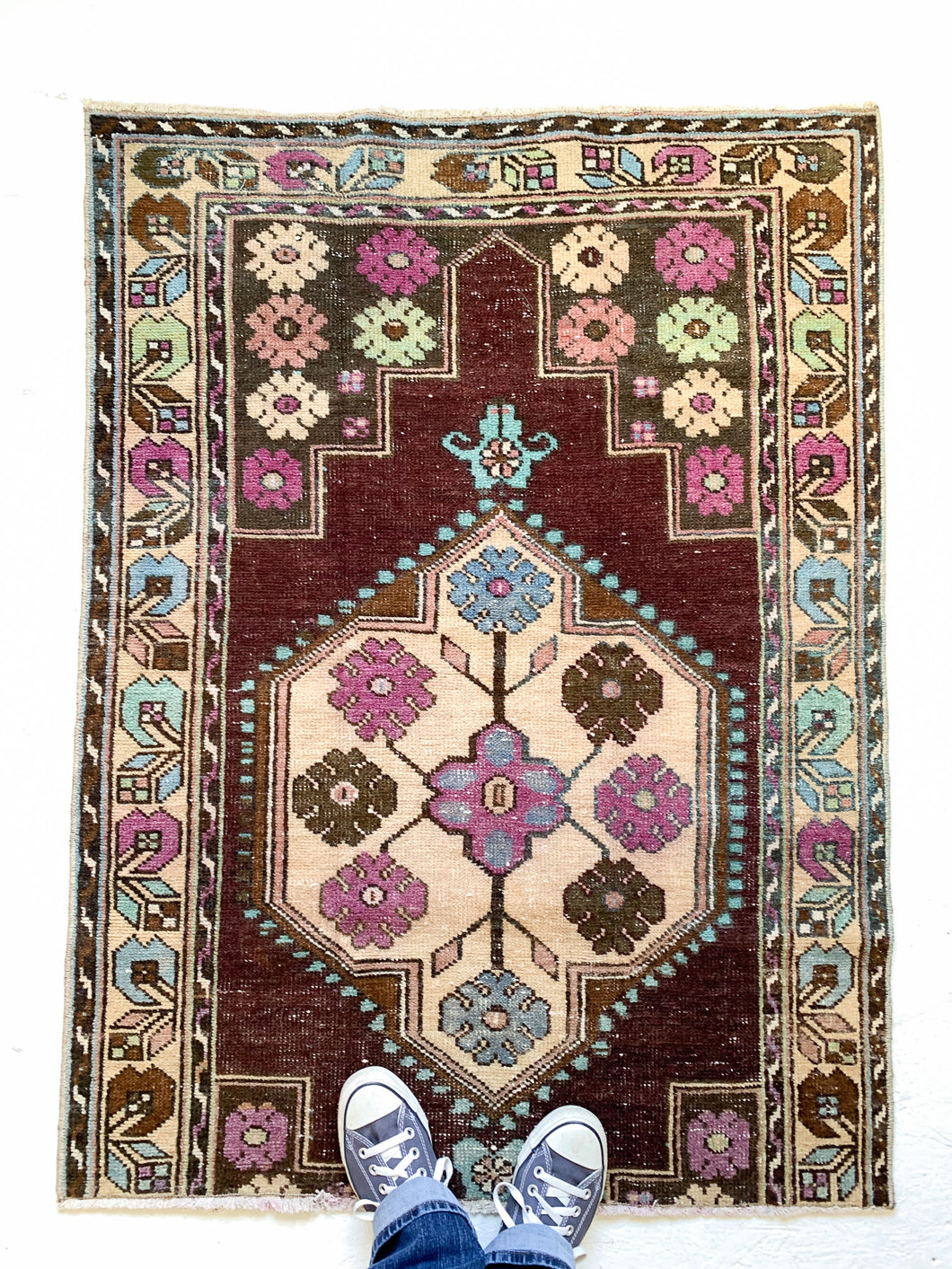 Reserved - No. A1024 - 3.0' x 4.0' Vintage Turkish Area Rug