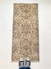 Load image into Gallery viewer, No. 531 - 1.7&#39; x 3.8&#39; Vintage Turkish Mini Rug
