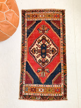 Load image into Gallery viewer, No. 535 - 1.7&#39; x 3.4&#39; Vintage Turkish Mini Rug
