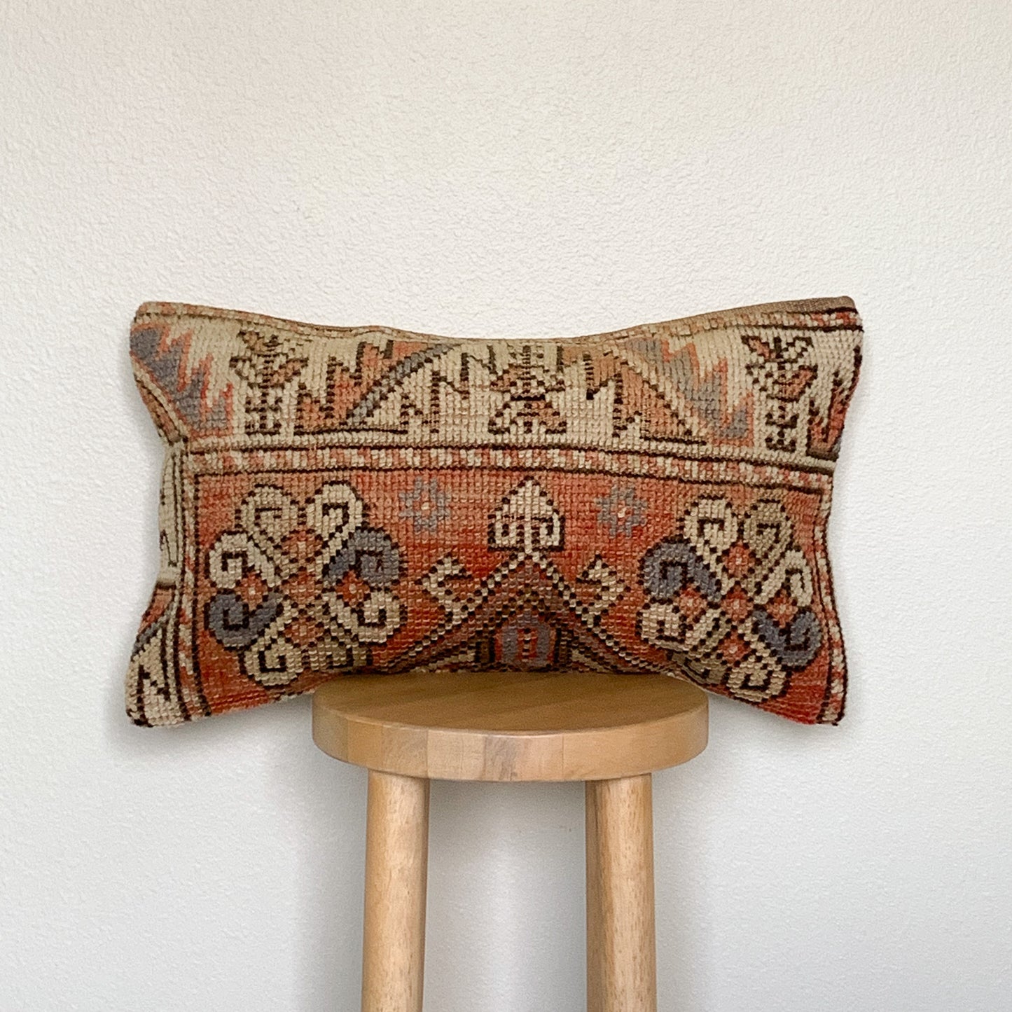 No. P242 - 12" X 20" Turkish Rug Pillow Cover