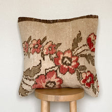 Load image into Gallery viewer, No. P236 - 18&quot; X 18&quot; Turkish Rug Pillow Cover
