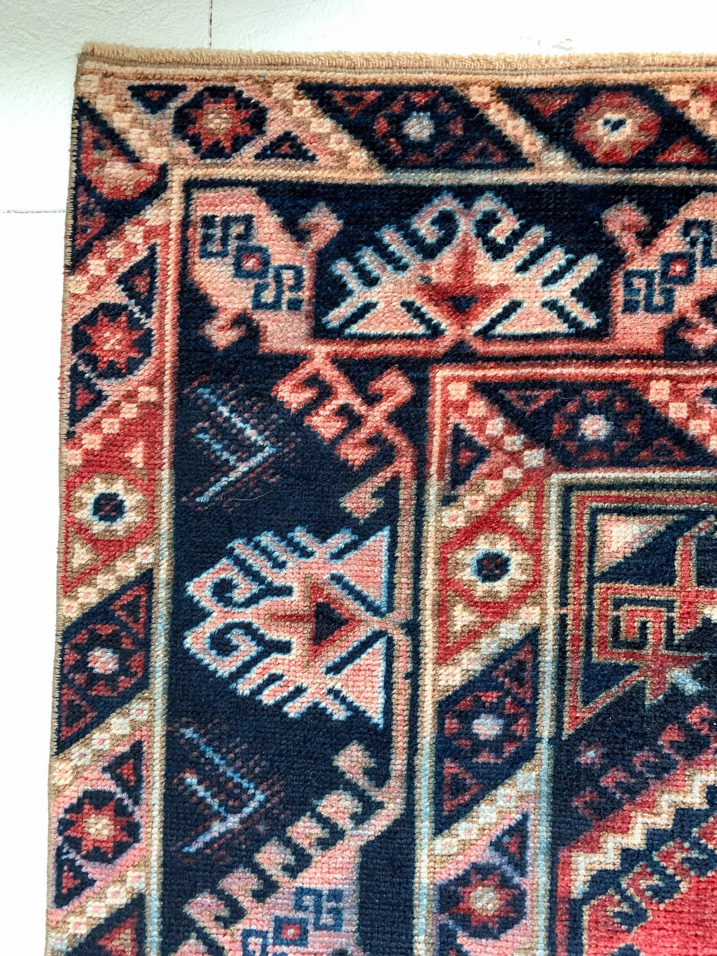 Joyce - 4.0' x 6.6' Vintage Turkish Area Rug