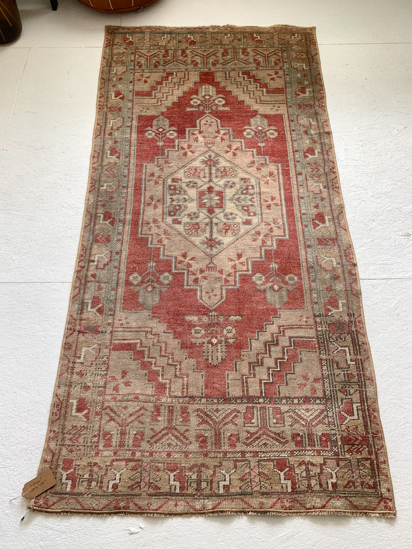 Max - 3.2' x 6.8' Vintage Turkish Area Rug