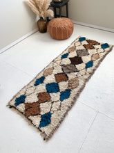 Load image into Gallery viewer, Reserved for Tessa - Jadia - 2.3&#39; x 6.4&#39; Vintage Moroccan Beni Ourain Runner
