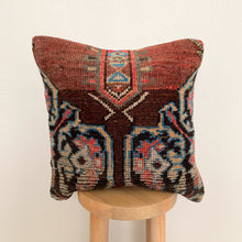Load image into Gallery viewer, Faye - 18&quot; x 18&quot; Rug Pillow Cover

