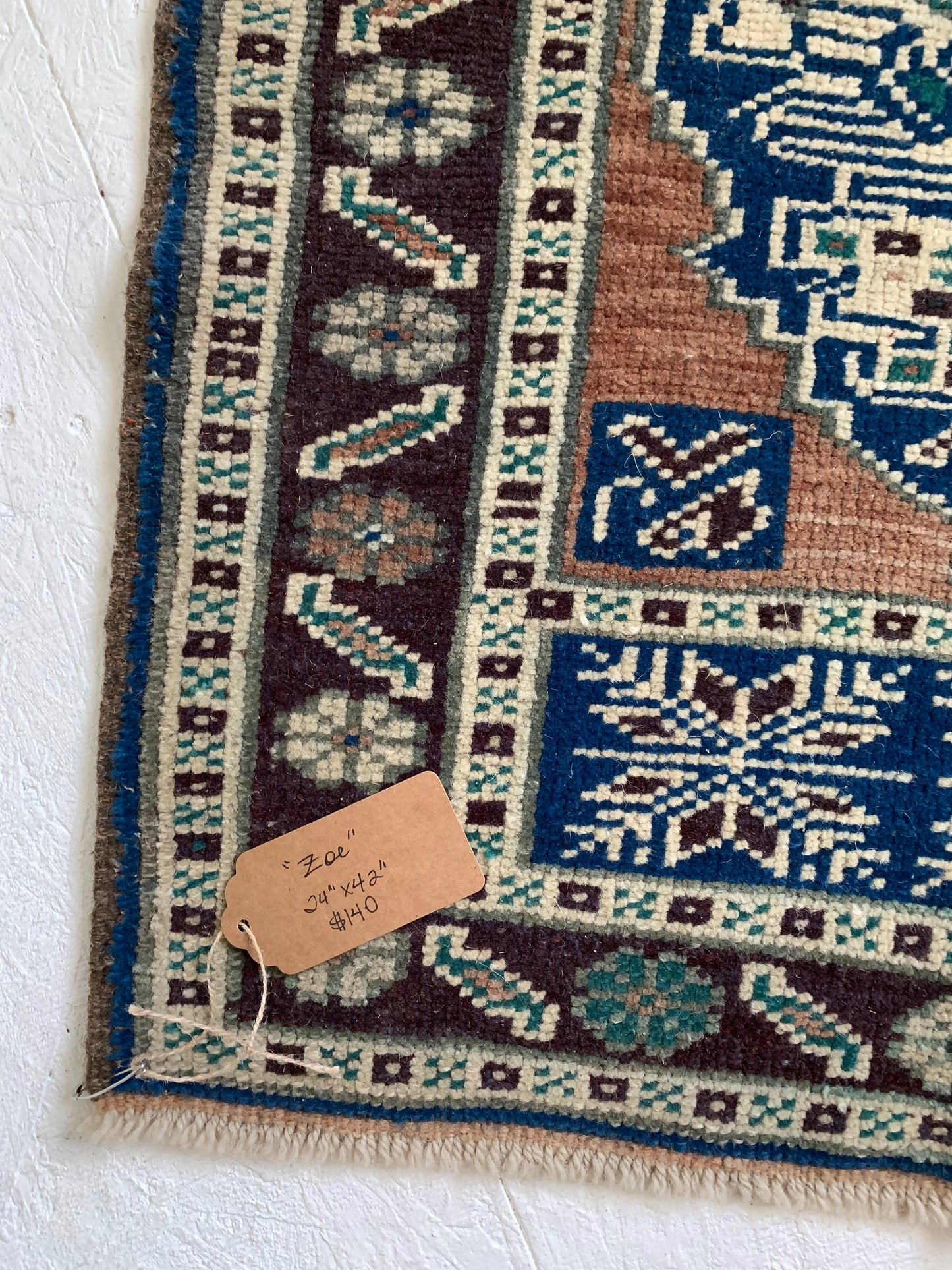 Zoe - 2.0' x 3.5' Vintage Turkish Mini Rug