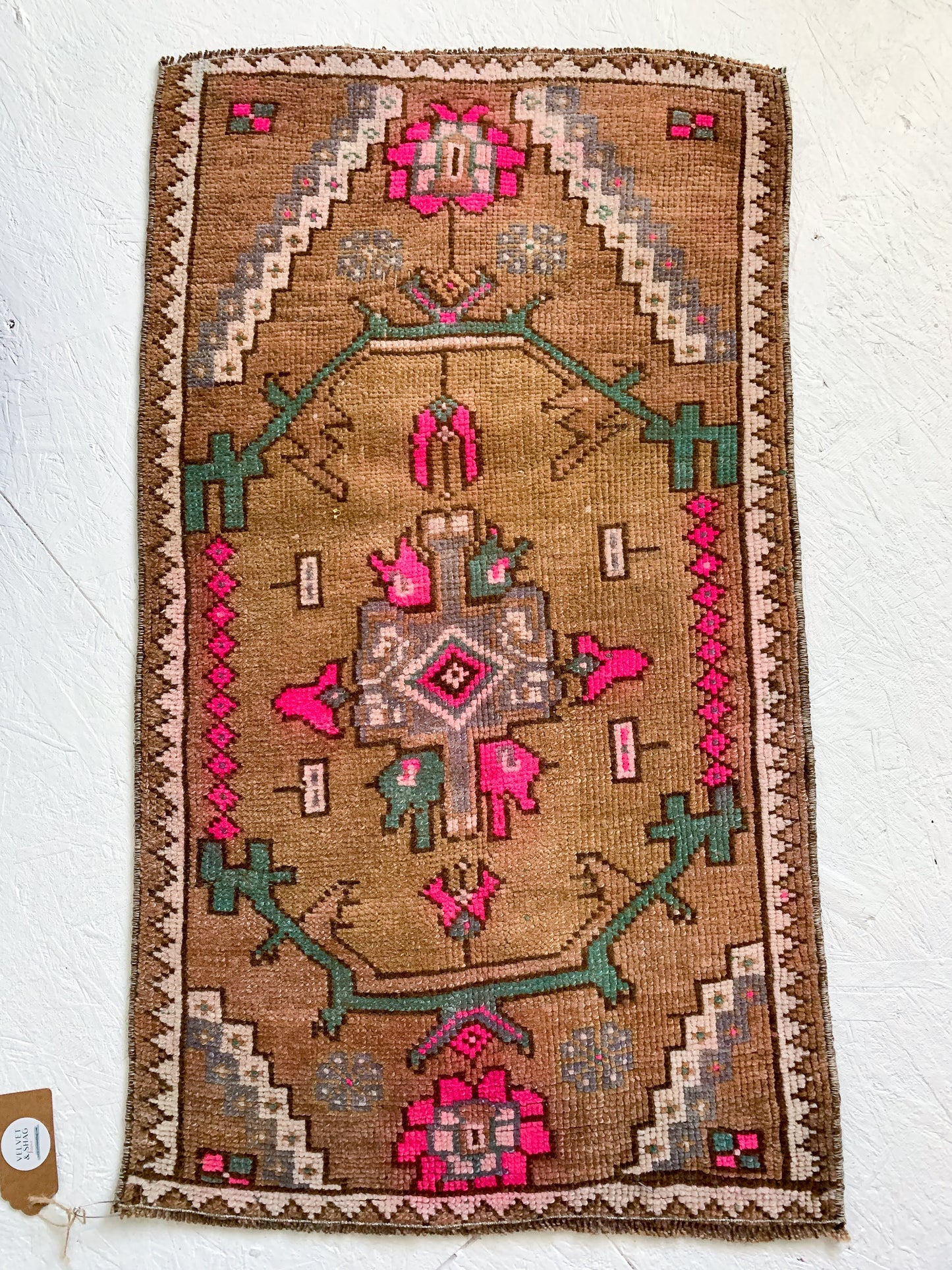 Bronwyn - 1.7' x 3.1' Vintage Turkish Mini Rug