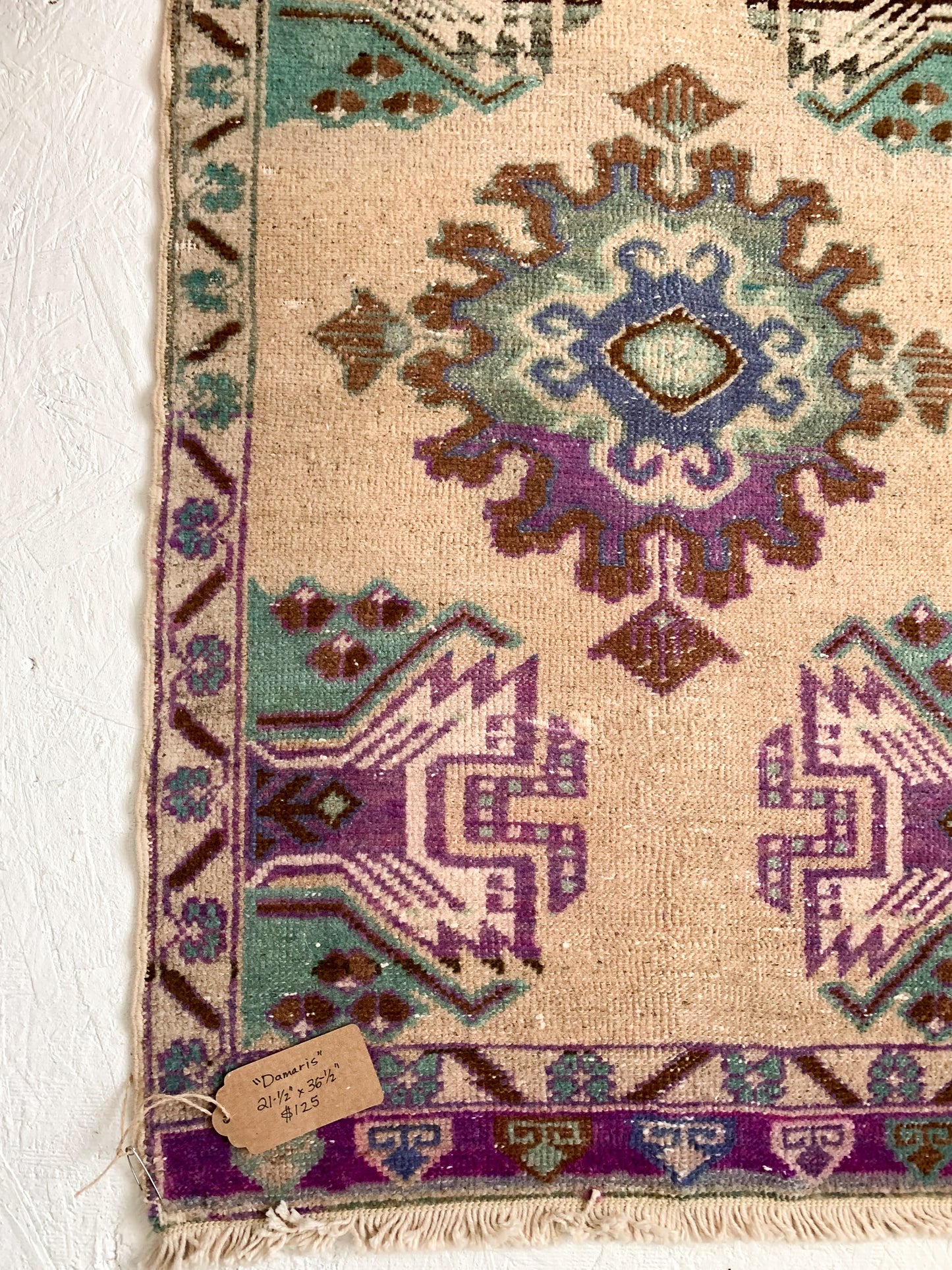 Damaris - 1.8' x 3.0' Vintage Turkish Mini Rug