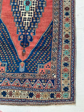 Load image into Gallery viewer, Sheena - 4.0&#39; x 8&#39; Vintage Turkish Area Rug
