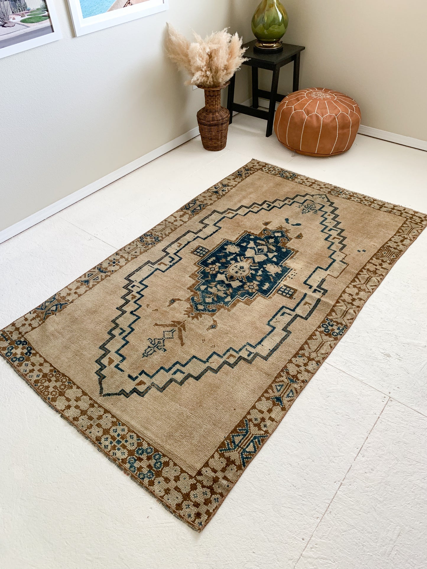 Azra - 3.8' x 6.5' Vintage Turkish Area Rug