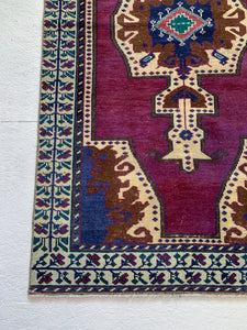 Dilara - 3.4' x 6.3' Vintage Turkish Area Rug