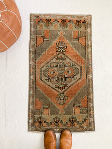 Reserved for Sam - Ginger - 1.8' x 3.3' Vintage Turkish Mini Rug