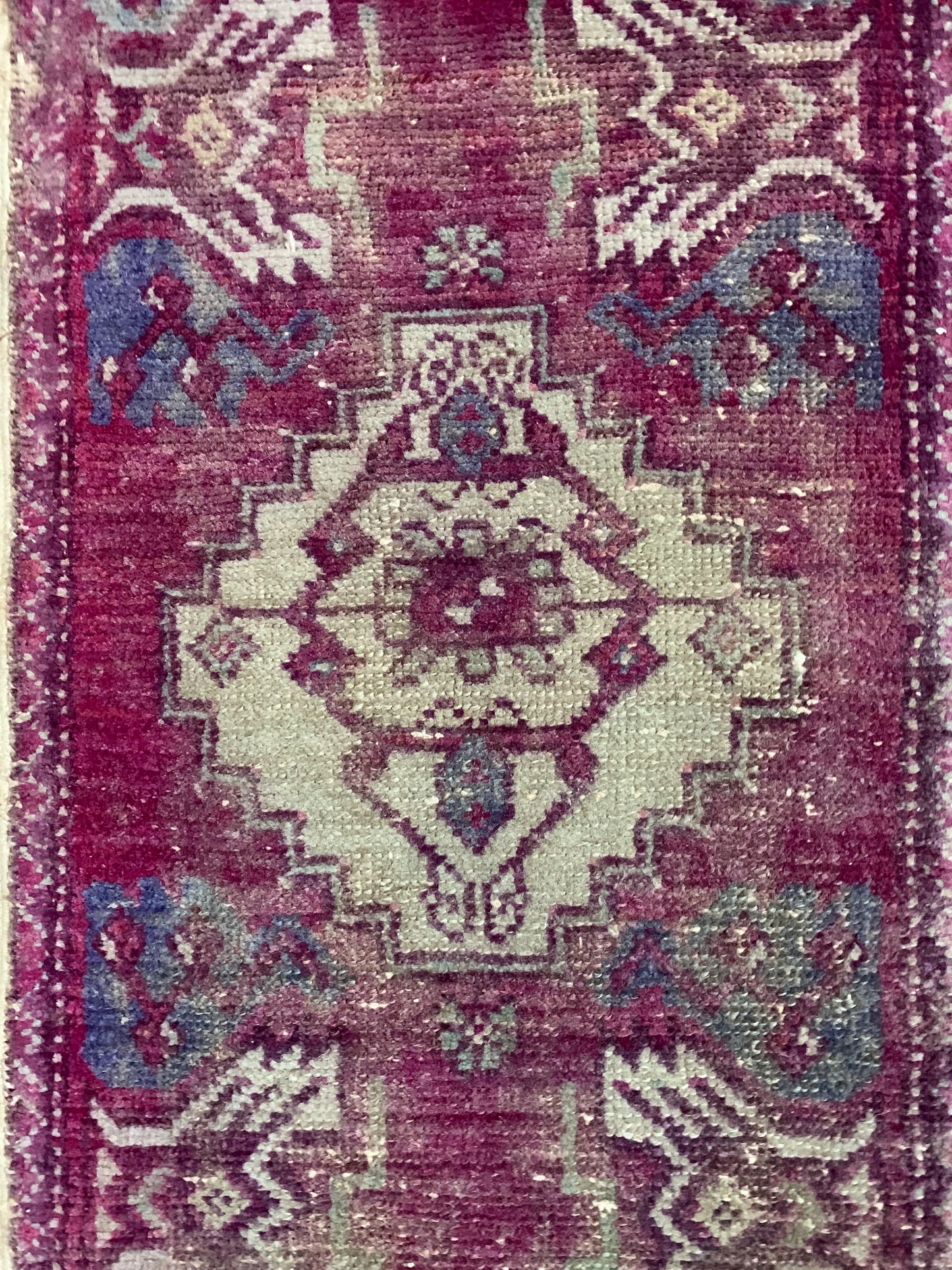 Pixie - 1.7' x 2.9' Vintage Turkish Mini Rug