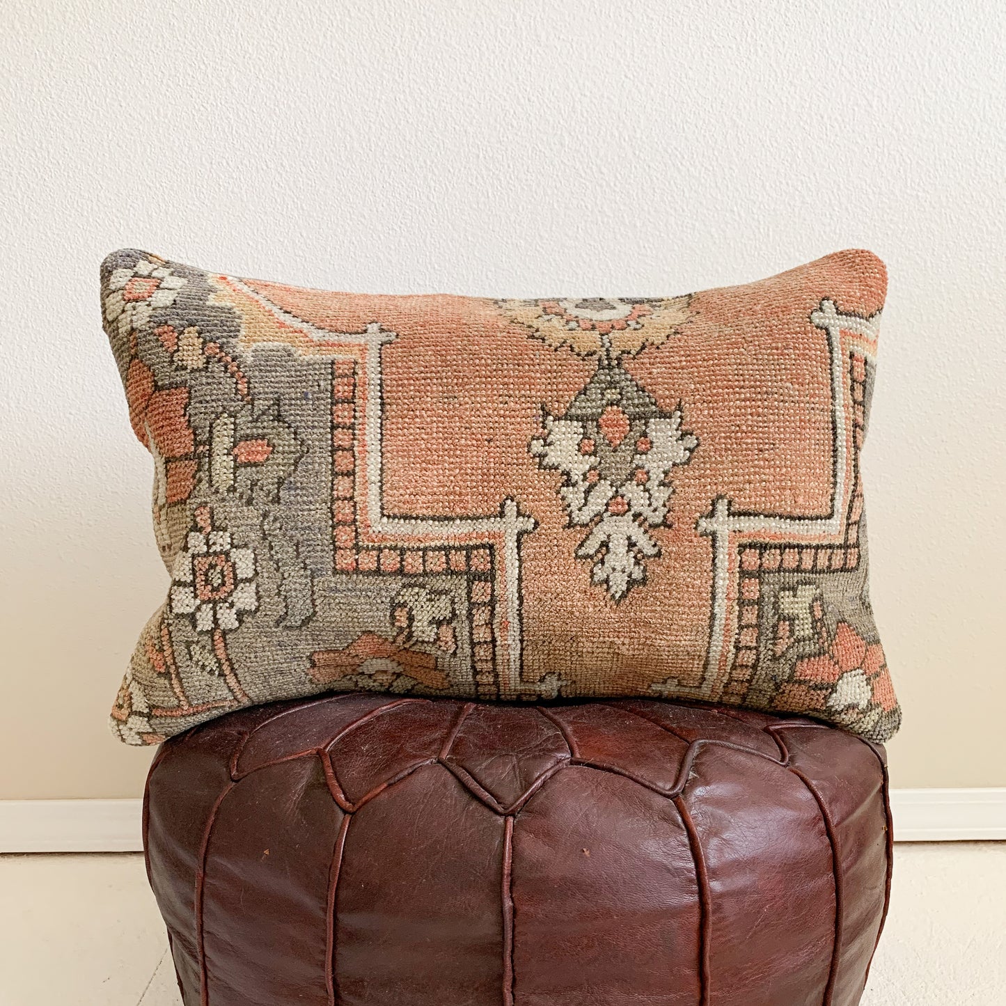 Mila - 16" X 23" Turkish Pillow Cover