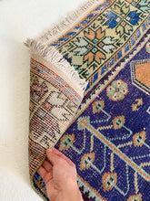 Load image into Gallery viewer, Matilda - 3.0&#39; x 8.9&#39; Vintage Turkish Runner Rug
