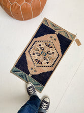 Load image into Gallery viewer, Skylar - 1.4&#39; x 2.5&#39; Vintage Turkish Mini Rug
