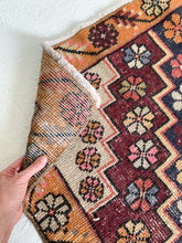 Load image into Gallery viewer, Camille - 4.6&#39; x 8.6&#39; Vintage Turkish Area Rug
