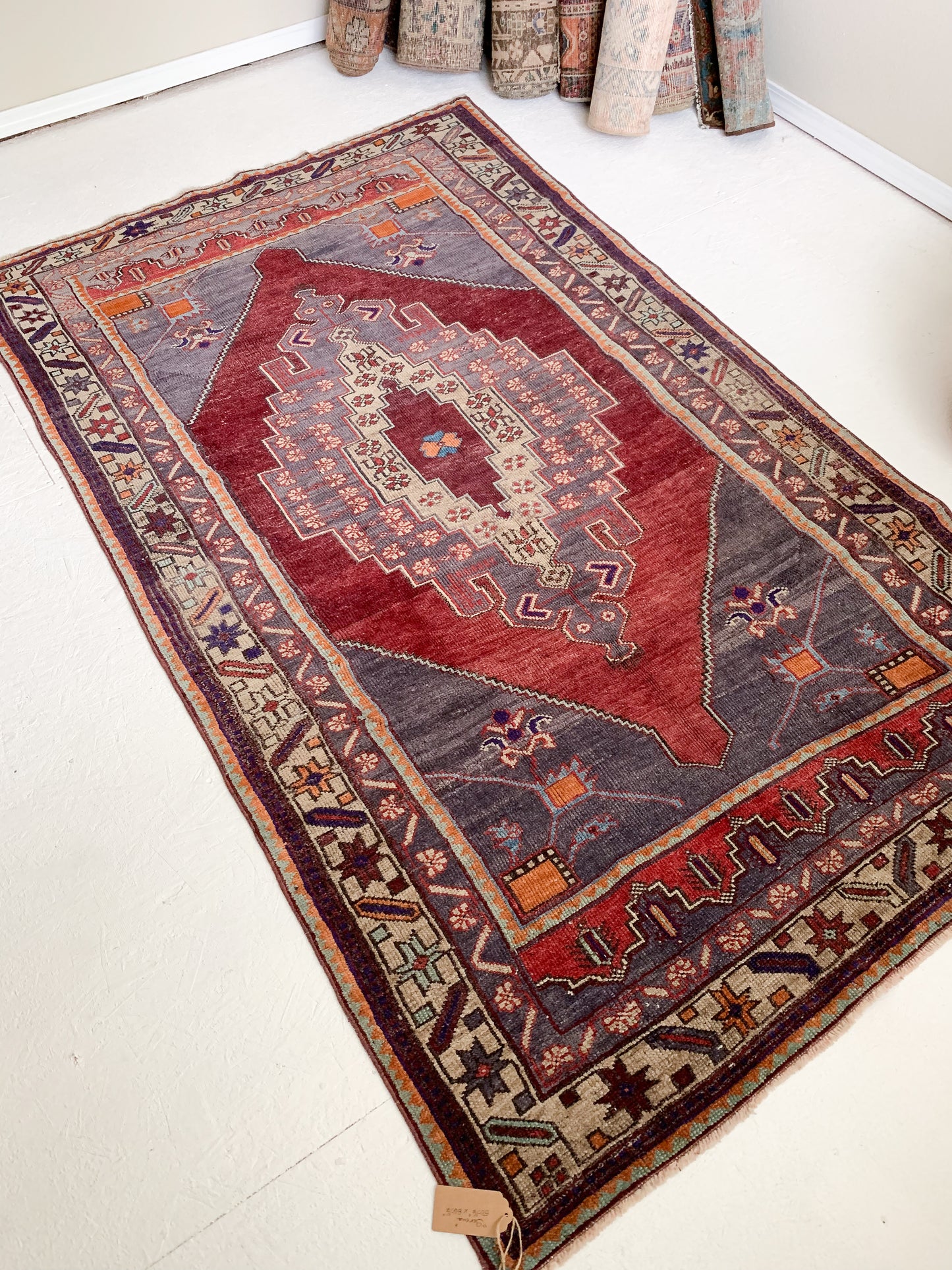 Serena - 4.2' x 7.2' Vintage Turkish Area Rug