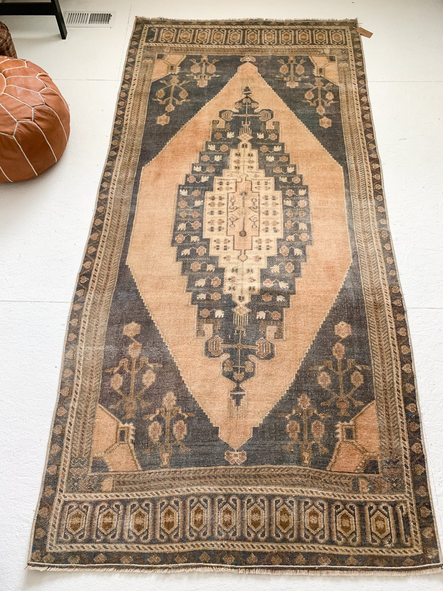 Clara - 4.0' x 8.3' Vintage Turkish Area Rug