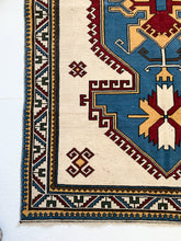 Load image into Gallery viewer, Micaela - 4.9&#39; x 7.4&#39; Vintage Turkish Area Rug
