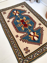 Load image into Gallery viewer, Micaela - 4.9&#39; x 7.4&#39; Vintage Turkish Area Rug
