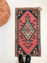 Load image into Gallery viewer, Candice - 1.7&#39; x 3.3&#39; Vintage Turkish Mini Rug
