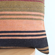 Load image into Gallery viewer, Rainier - 20&quot; x 20&quot; Kilim Pillow Cover
