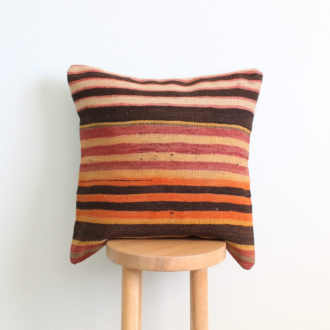 Tumwater - 18" x 18" Kilim Pillow Cover